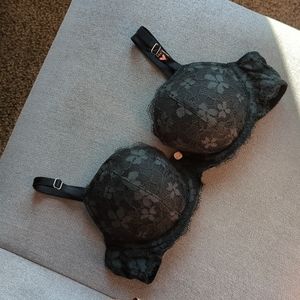 Black Lace Dream Angels 34B Victoria Secret Bra NWT